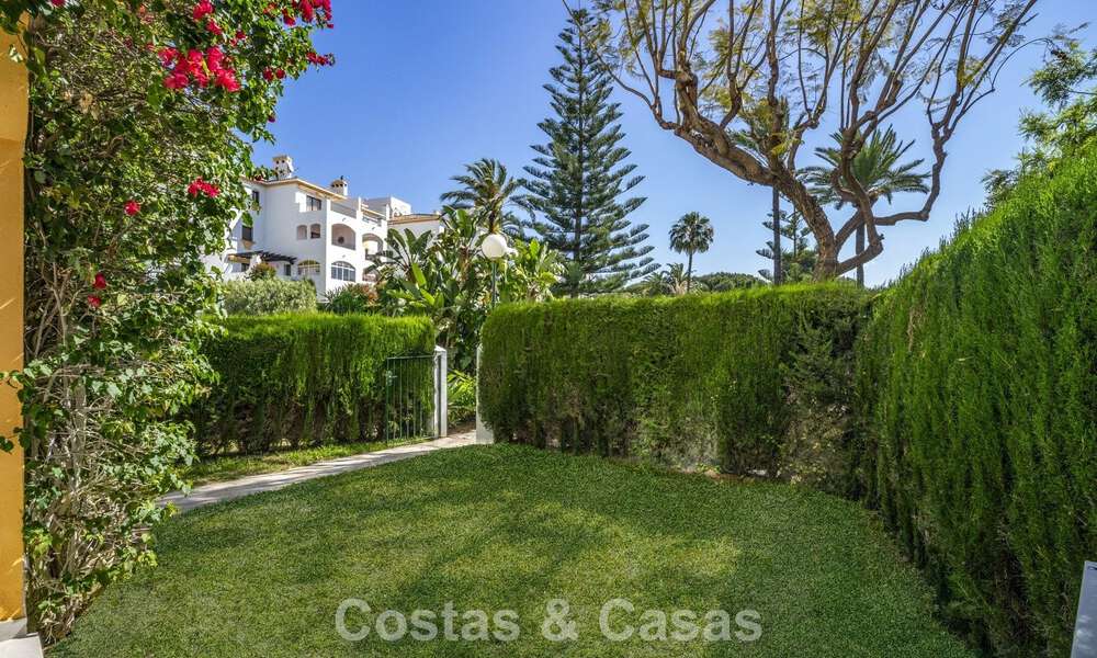 Renovated 3-bedroom garden apartment within walking distance to Puerto Banus in Nueva Andalucia, Marbella 780671