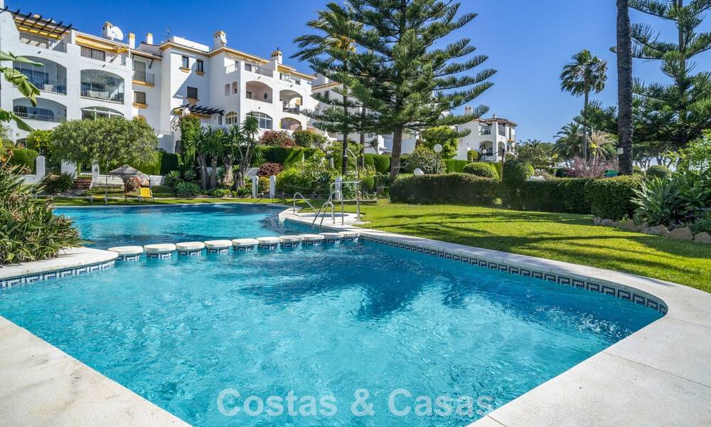 Renovated 3-bedroom garden apartment within walking distance to Puerto Banus in Nueva Andalucia, Marbella 780695