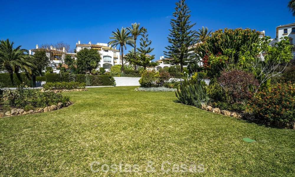 Renovated 3-bedroom garden apartment within walking distance to Puerto Banus in Nueva Andalucia, Marbella 780704