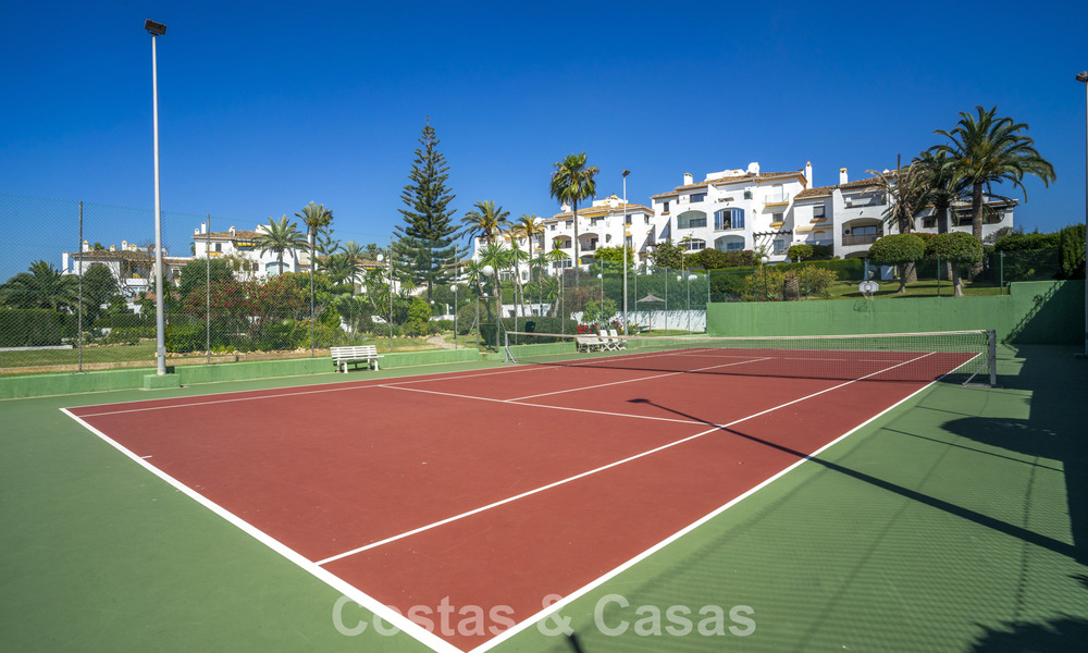 Renovated 3-bedroom garden apartment within walking distance to Puerto Banus in Nueva Andalucia, Marbella 780708