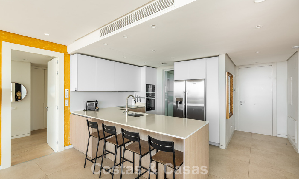 Move-in ready, modern-sleek penthouse with panoramic sea views for sale, in a luxury resort near Marbella town 780746