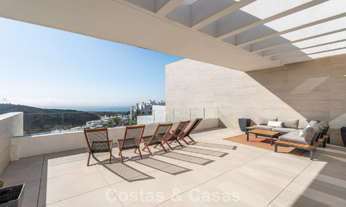 Move-in ready, modern-sleek penthouse with panoramic sea views for sale, in a luxury resort near Marbella town 780753