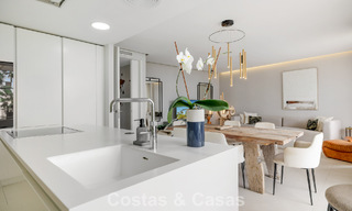 Luxurious, modern apartment with sea views for sale directly on the beach in Estepona, Costa del Sol 780800 