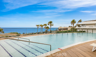 Luxurious, modern apartment with sea views for sale directly on the beach in Estepona, Costa del Sol 780804 