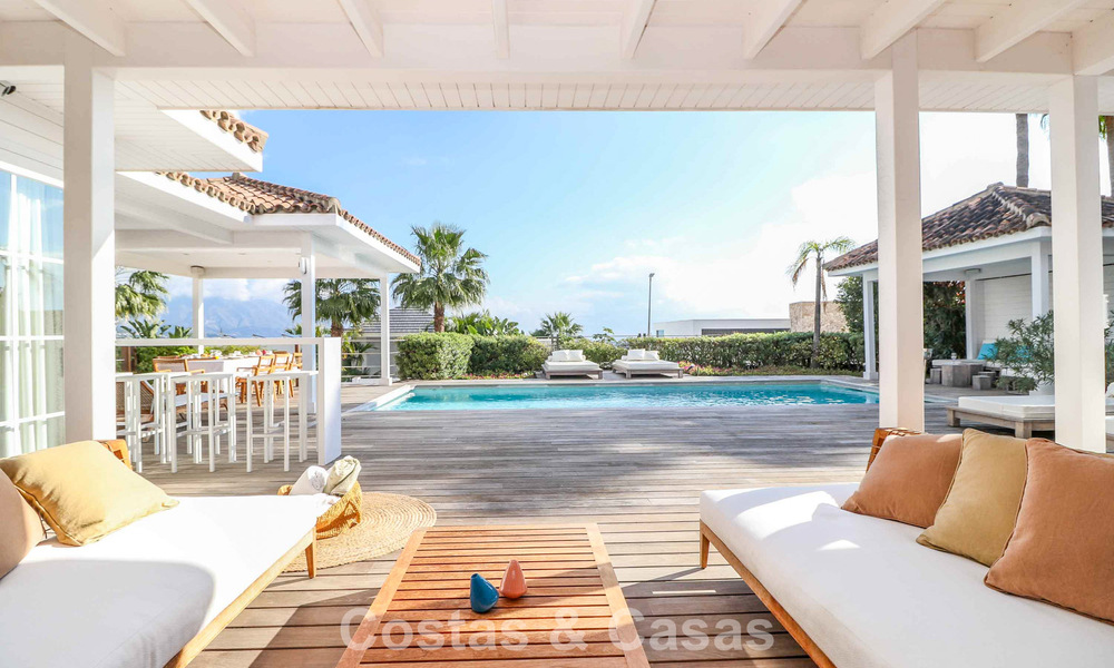 Ready to move in, Mediterranean single storey villa for sale, in a golf area of Benahavis - Marbella 780815
