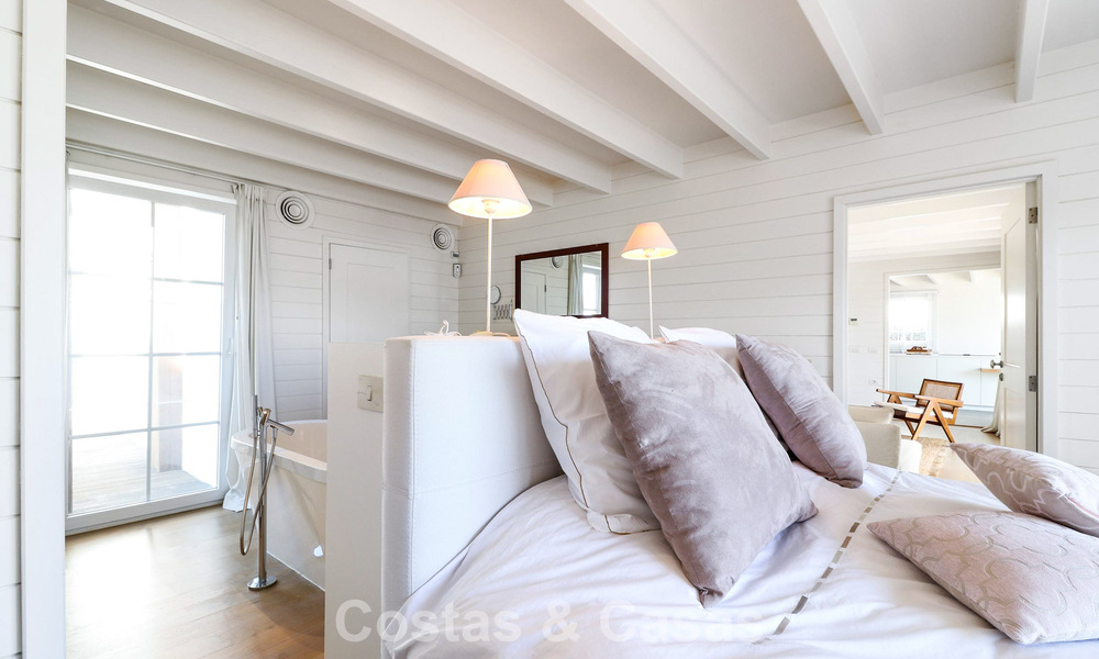 Ready to move in, Mediterranean single storey villa for sale, in a golf area of Benahavis - Marbella 780818