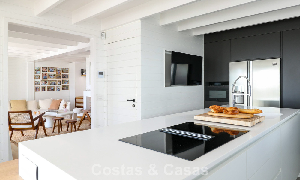 Ready to move in, Mediterranean single storey villa for sale, in a golf area of Benahavis - Marbella 780831