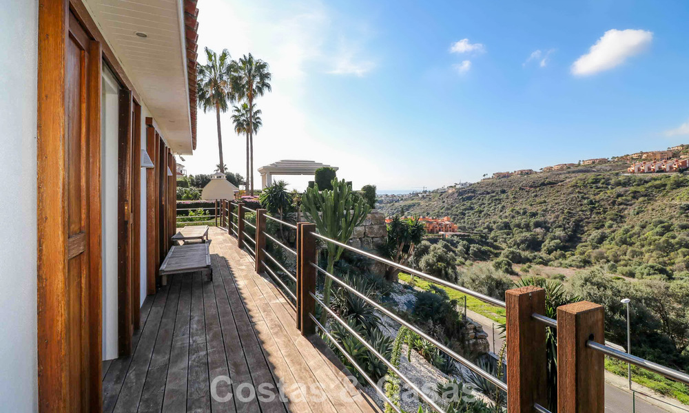 Ready to move in, Mediterranean single storey villa for sale, in a golf area of Benahavis - Marbella 780839