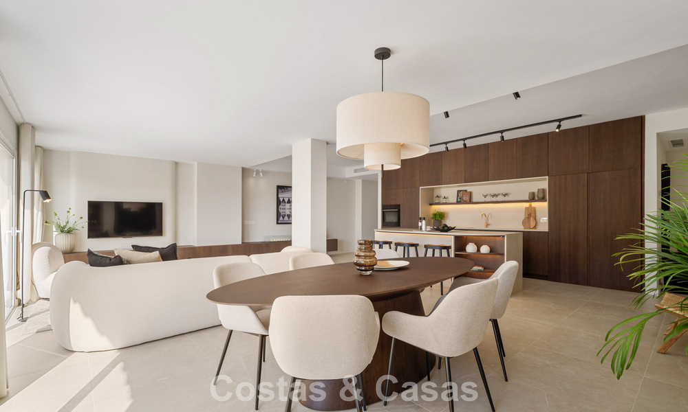 Charming renovated townhouse for sale in the popular golf enclave of Aloha Golf, in Nueva Andalucia, Marbella 780862