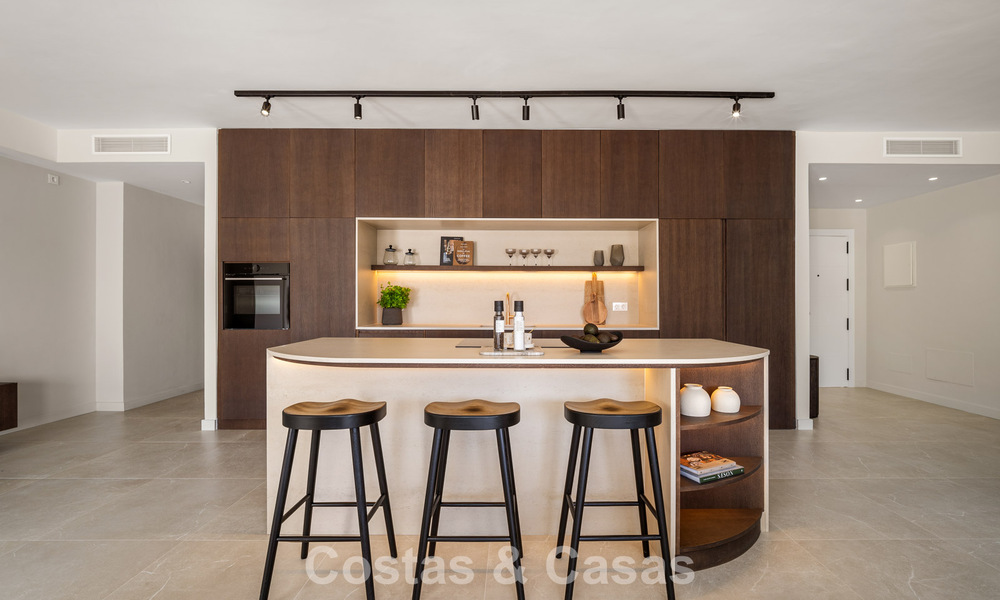 Charming renovated townhouse for sale in the popular golf enclave of Aloha Golf, in Nueva Andalucia, Marbella 780863