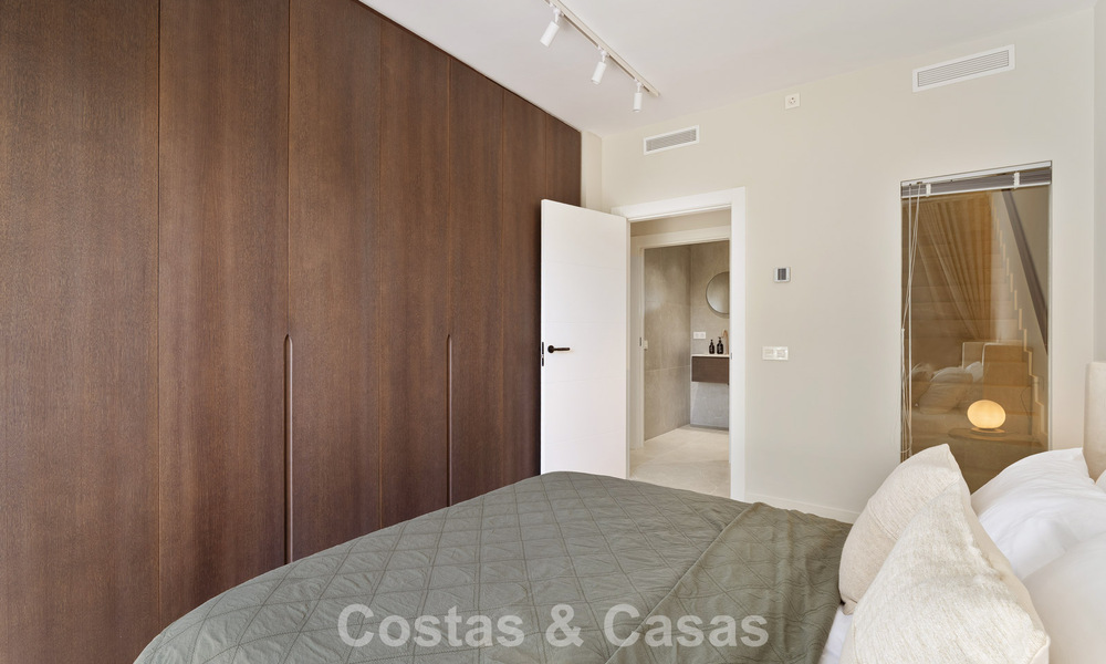 Charming renovated townhouse for sale in the popular golf enclave of Aloha Golf, in Nueva Andalucia, Marbella 780875