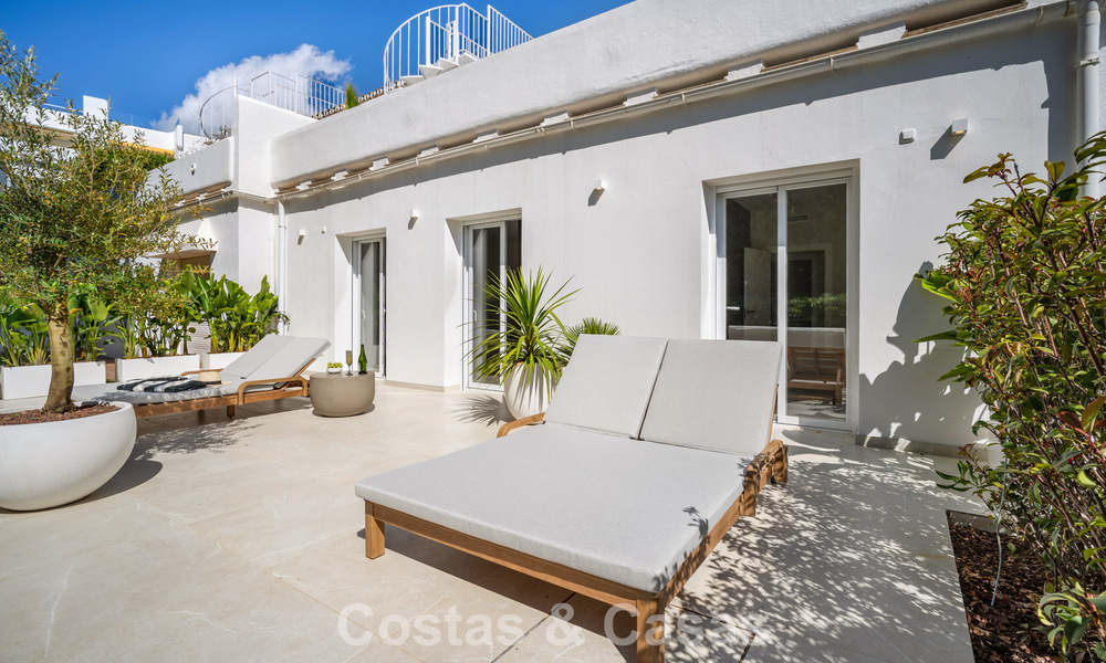 Charming renovated townhouse for sale in the popular golf enclave of Aloha Golf, in Nueva Andalucia, Marbella 780889