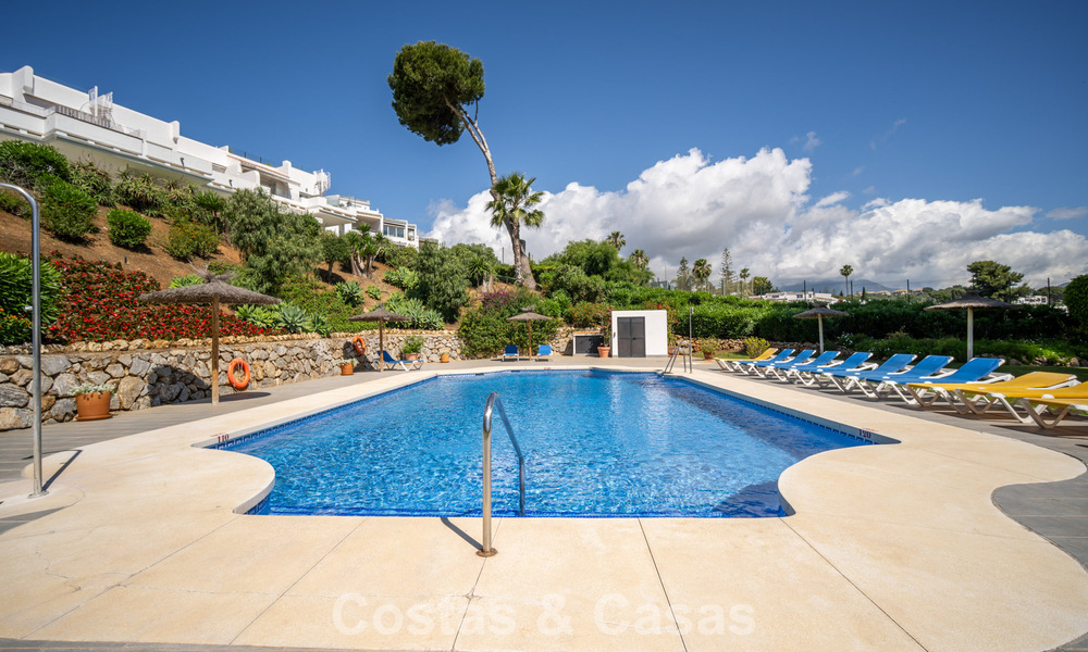 Charming renovated townhouse for sale in the popular golf enclave of Aloha Golf, in Nueva Andalucia, Marbella 780895