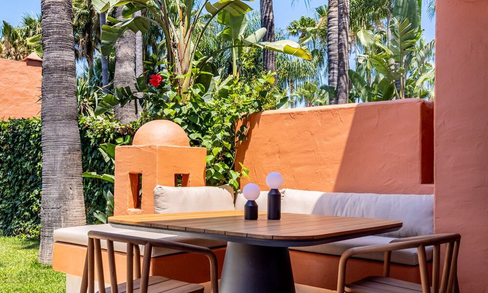 Luxurious renovated Mediterranean style townhouse for sale on Marbella’s Golden Mile 782964