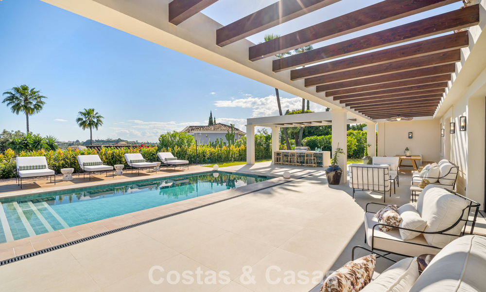 Move-in ready, single level luxury villa for sale in Nueva Andalucia’s Golf Valley, Marbella 780946