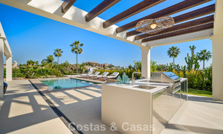 Move-in ready, single level luxury villa for sale in Nueva Andalucia’s Golf Valley, Marbella 780953 