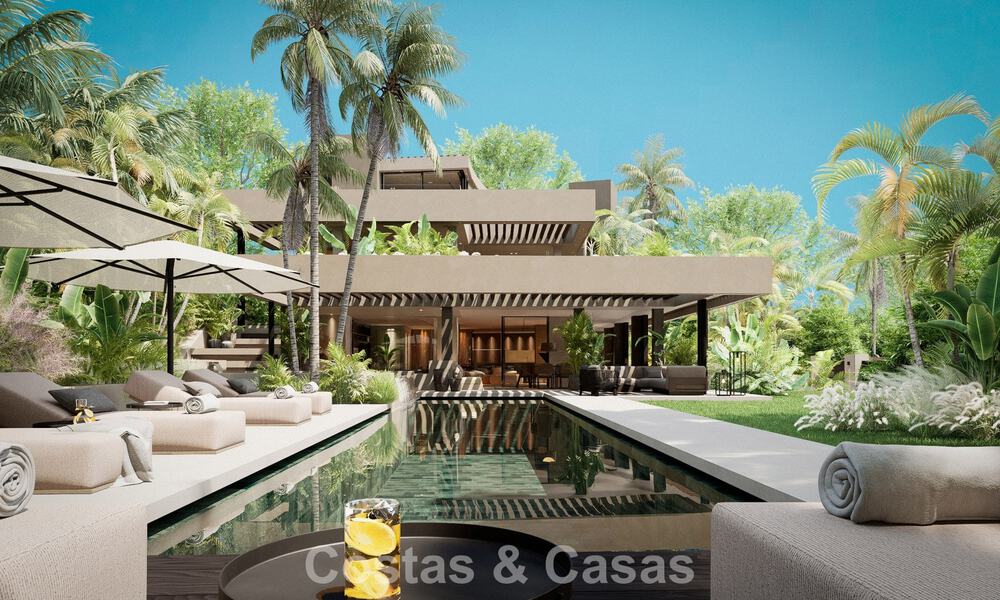 Exclusive renovated villa with sophisticated architecture for sale in prestigious Nueva Andalucia, Marbella 781028