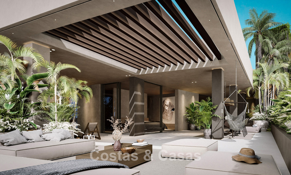 Exclusive renovated villa with sophisticated architecture for sale in prestigious Nueva Andalucia, Marbella 781036