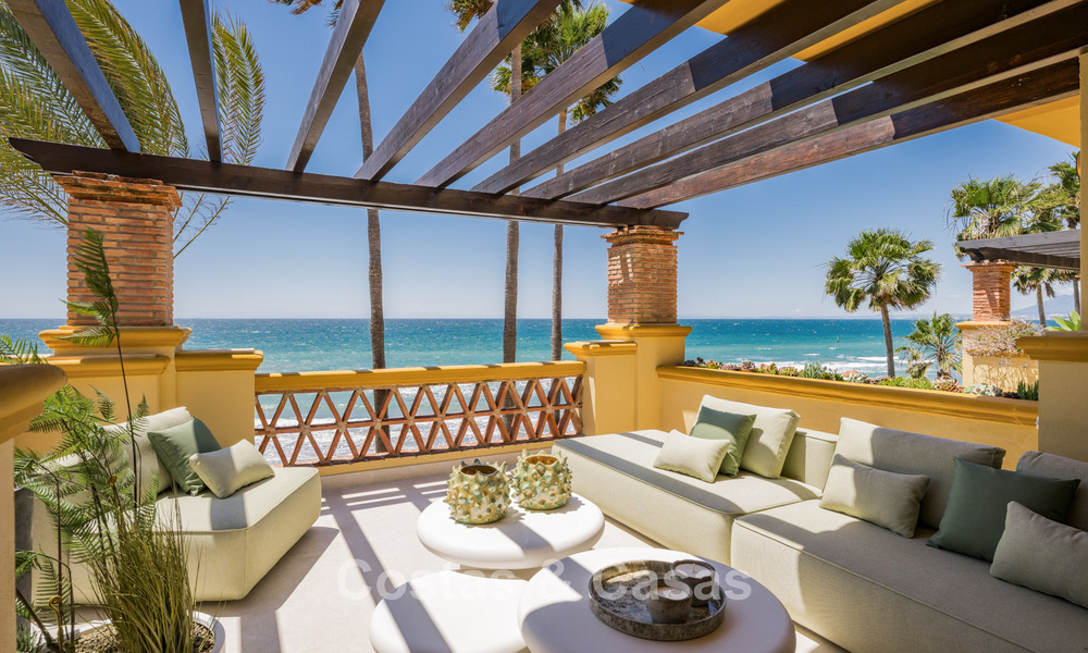 Luxurious 3-bedroom beachfront apartment with frontal sea views for sale east of Marbella centre 780909