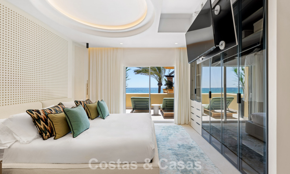Luxurious 3-bedroom beachfront apartment with frontal sea views for sale east of Marbella centre 780943