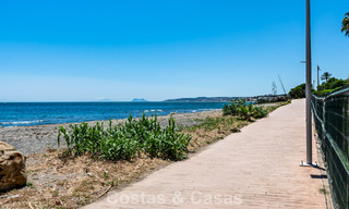 Move-in ready beach apartment with stunning sea views for sale in the western part of Estepona 781087 