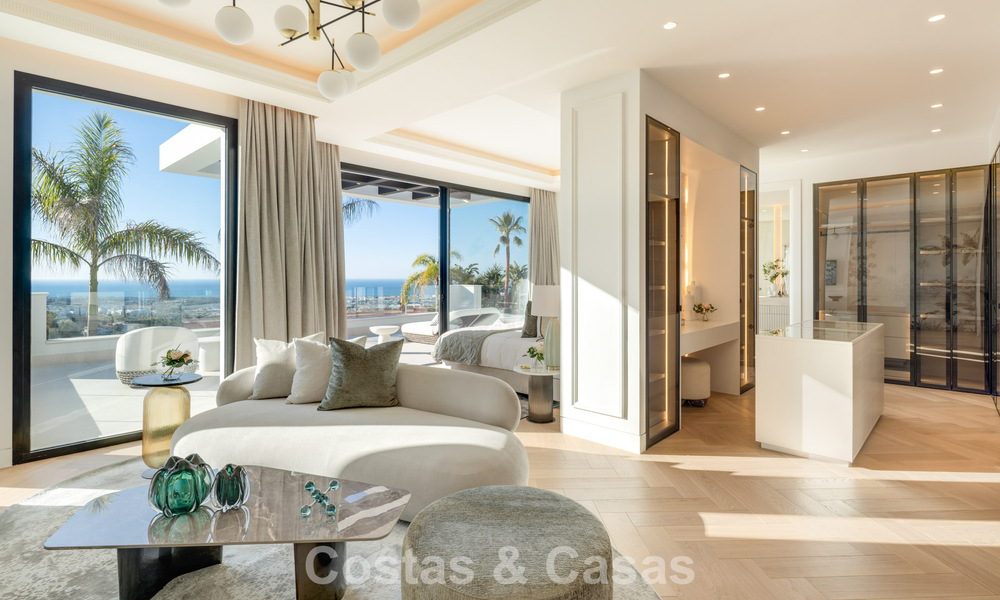 Exclusive luxury villa with modern Andalusian architecture for sale with panoramic sea views in Marbella - Benahavis 781187