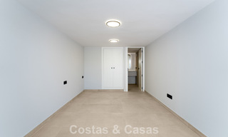 Luxury single storey villa with sea views for sale near the beach and golf course in Mijas Costa, Costa del Sol 781237 