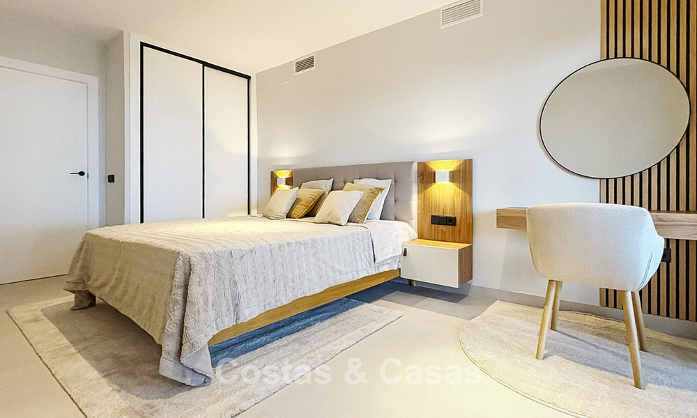 Luxury single storey villa with sea views for sale near the beach and golf course in Mijas Costa, Costa del Sol 781246