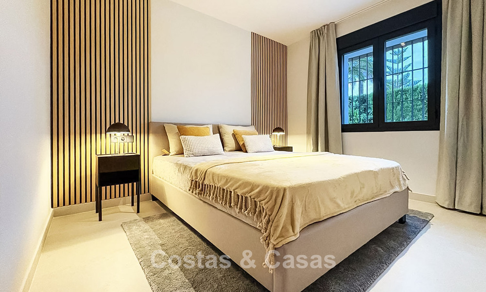 Luxury single storey villa with sea views for sale near the beach and golf course in Mijas Costa, Costa del Sol 781247