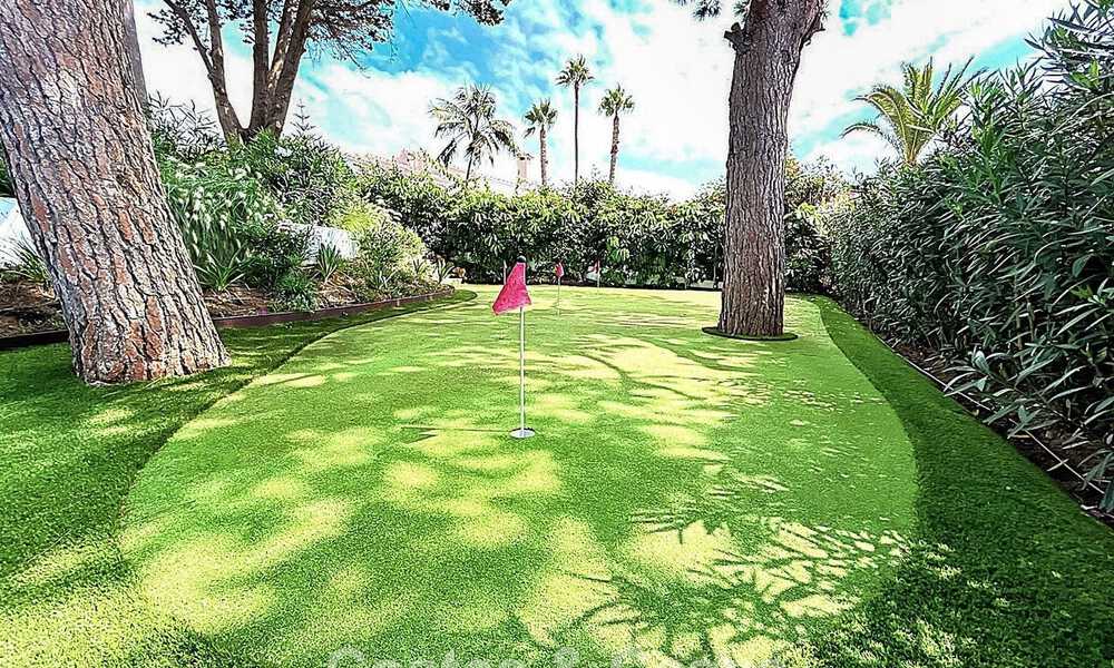 Luxury single storey villa with sea views for sale near the beach and golf course in Mijas Costa, Costa del Sol 781251