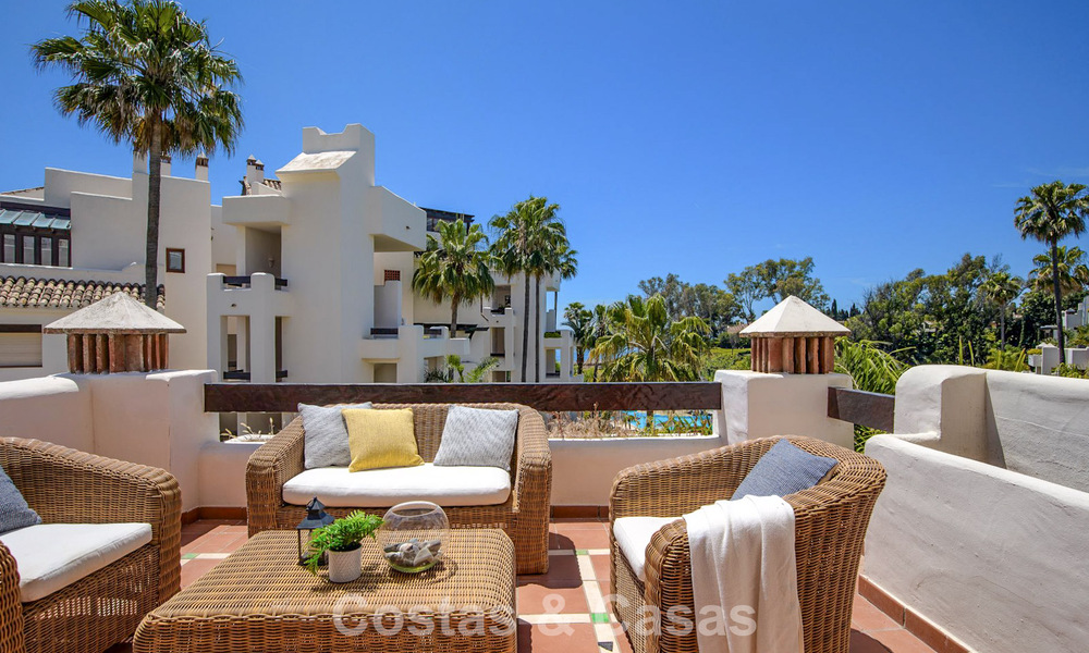 Luxury penthouse for sale on the beach on the New Golden Mile between Marbella and Estepona 781252