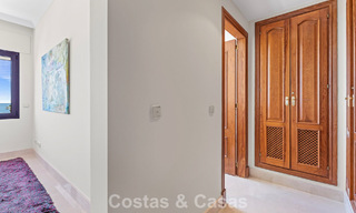 Luxury penthouse for sale on the beach on the New Golden Mile between Marbella and Estepona 781262 
