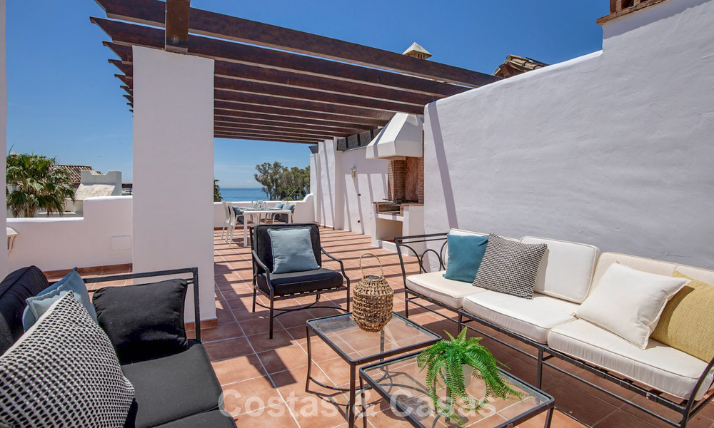 Luxury penthouse for sale on the beach on the New Golden Mile between Marbella and Estepona 781279