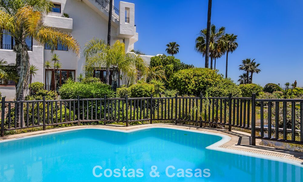 Luxury penthouse for sale on the beach on the New Golden Mile between Marbella and Estepona 781282