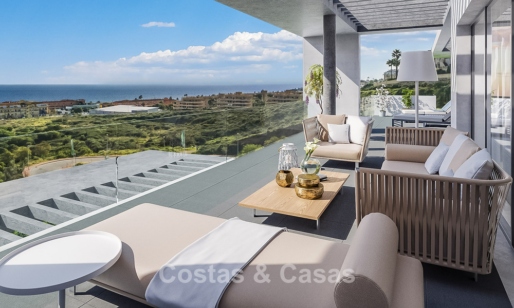 New apartments with sea views for sale just a stone's throw from the golf course in La Cala de Mijas, Costa del Sol 781162