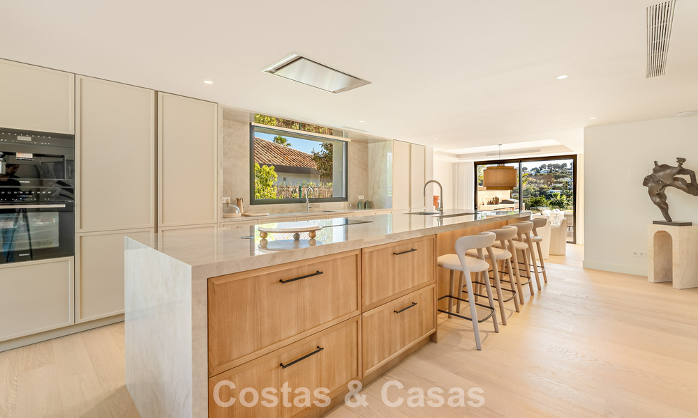 Spectacular luxury villa for sale in a sought-after urbanisation in Nueva Andalucia, Marbella 781324