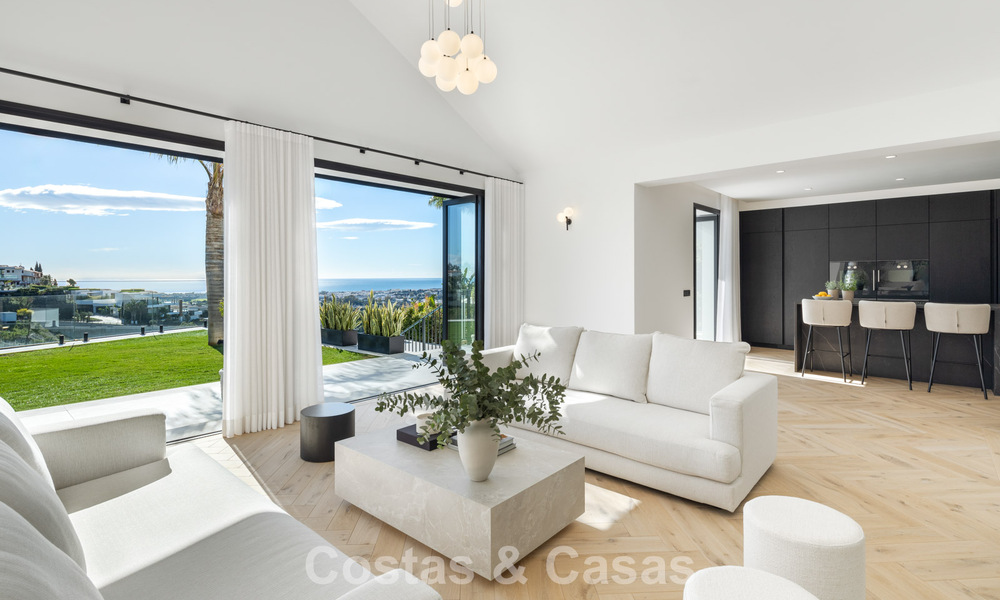 Move-in ready luxury villa with contemporary Spanish architecture and sea views for sale in Marbella - Benahavis 781363