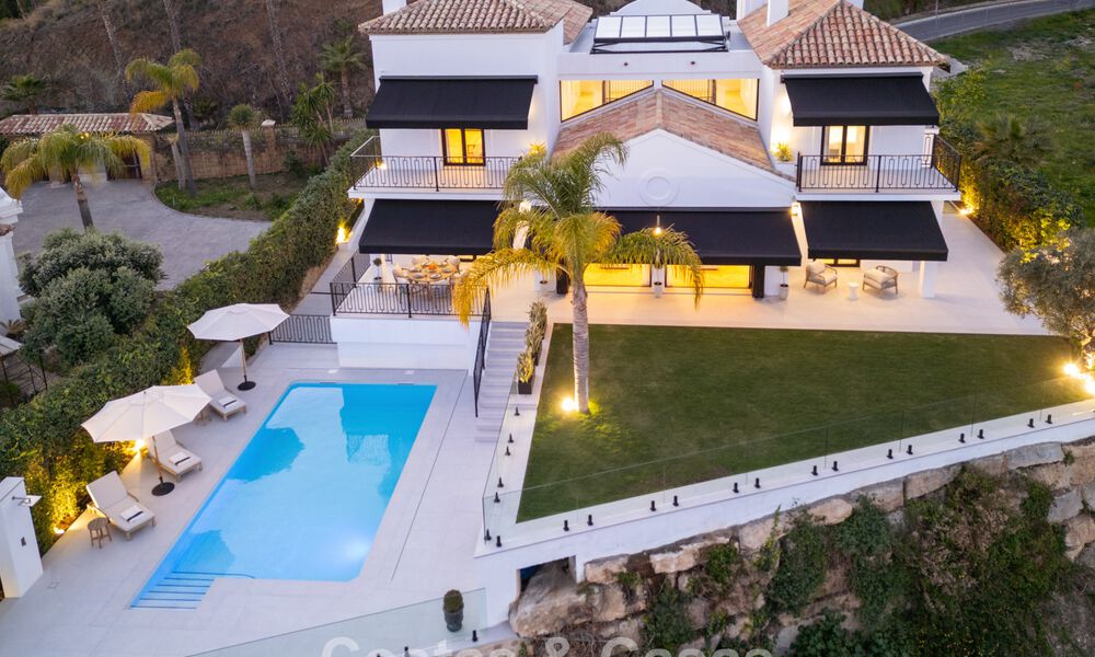 Move-in ready luxury villa with contemporary Spanish architecture and sea views for sale in Marbella - Benahavis 781379