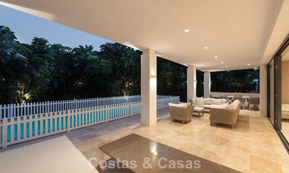 Modernist family villa for sale, in a sought-after community in La Quinta, Marbella - Benahavis 781409