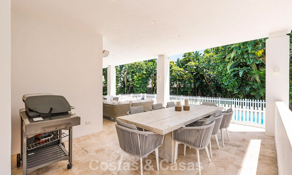 Modernist family villa for sale, in a sought-after community in La Quinta, Marbella - Benahavis 781413