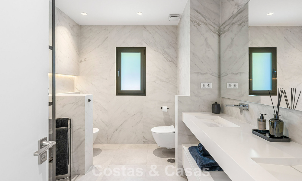 Modernist family villa for sale, in a sought-after community in La Quinta, Marbella - Benahavis 781428