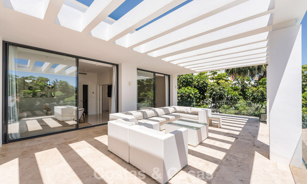 Modernist family villa for sale, in a sought-after community in La Quinta, Marbella - Benahavis 781432