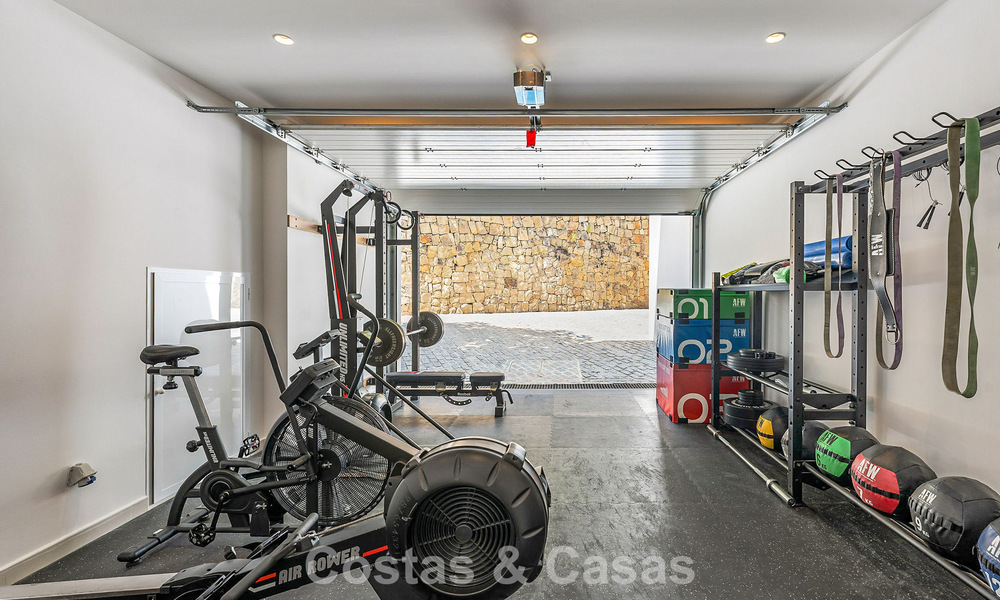 Modernist family villa for sale, in a sought-after community in La Quinta, Marbella - Benahavis 781434