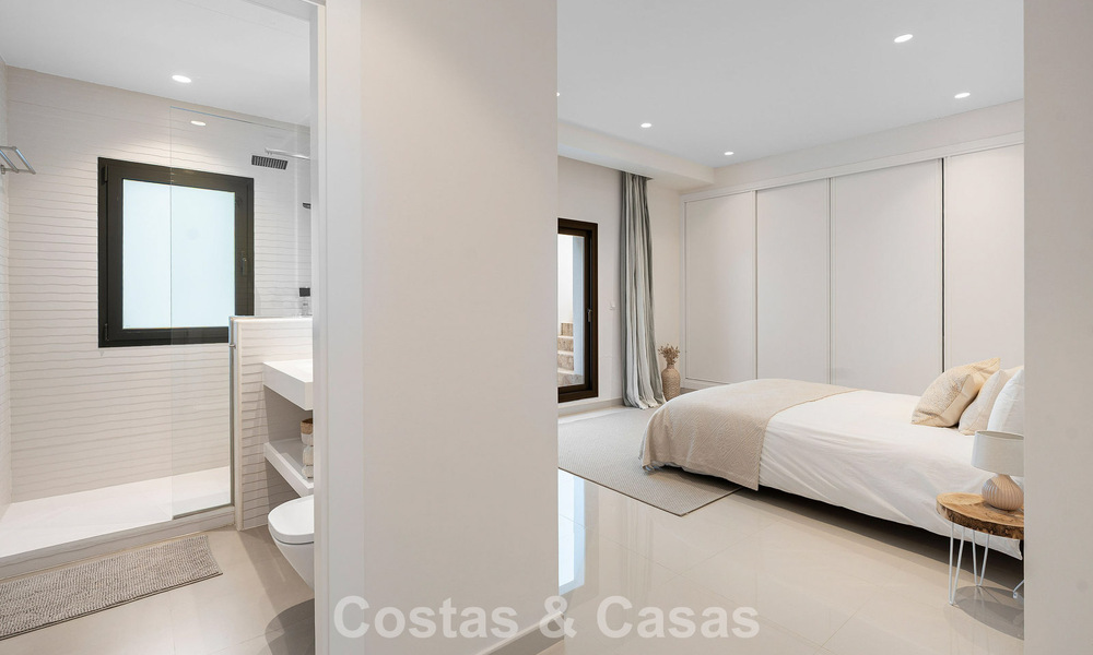 Modernist family villa for sale, in a sought-after community in La Quinta, Marbella - Benahavis 781439