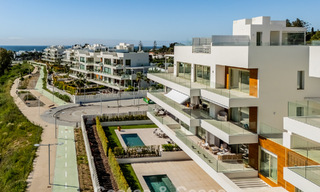 Superior triplex apartment with private garden and pool for sale in the centre of Marbella's Golden Mile 781467 