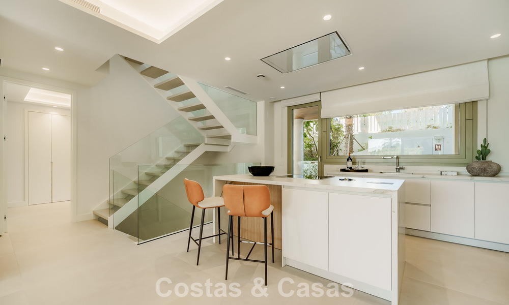Superior triplex apartment with private garden and pool for sale in the centre of Marbella's Golden Mile 781487