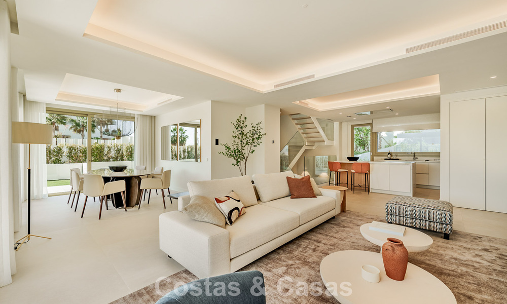 Superior triplex apartment with private garden and pool for sale in the centre of Marbella's Golden Mile 781493