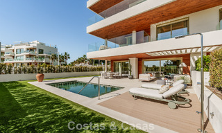Superior triplex apartment with private garden and pool for sale in the centre of Marbella's Golden Mile 781498 