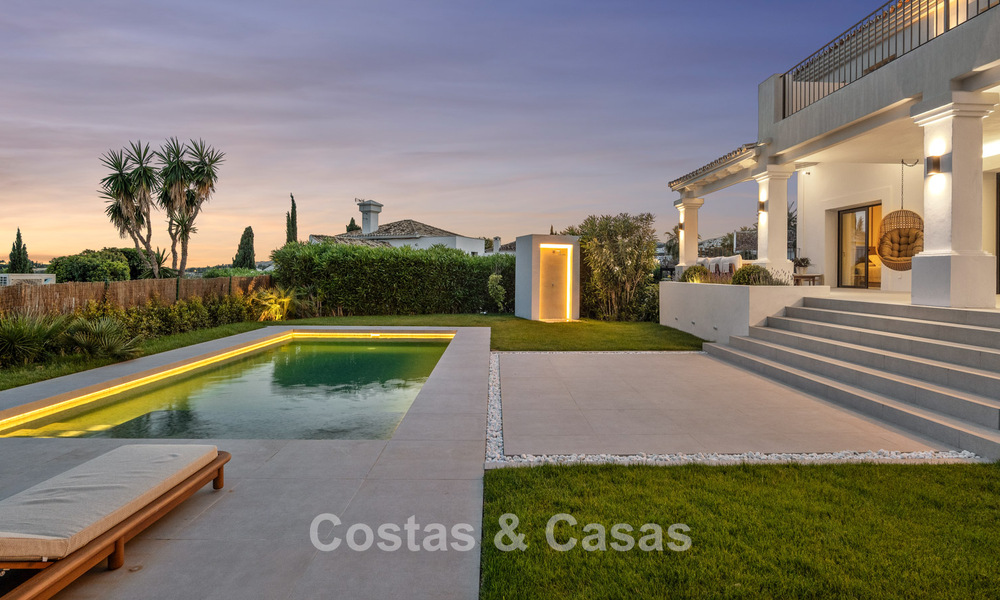 Mediterranean luxury villa with timeless appeal for sale in the prestigious Nueva Andalucía area of Marbella 781541