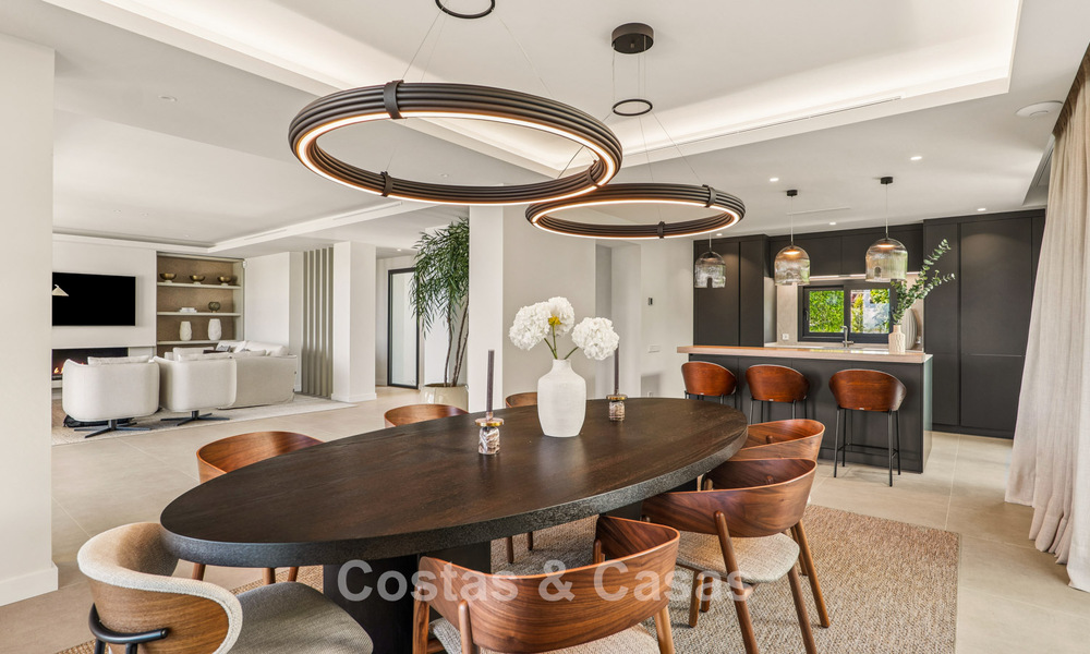Mediterranean luxury villa with timeless appeal for sale in the prestigious Nueva Andalucía area of Marbella 781547